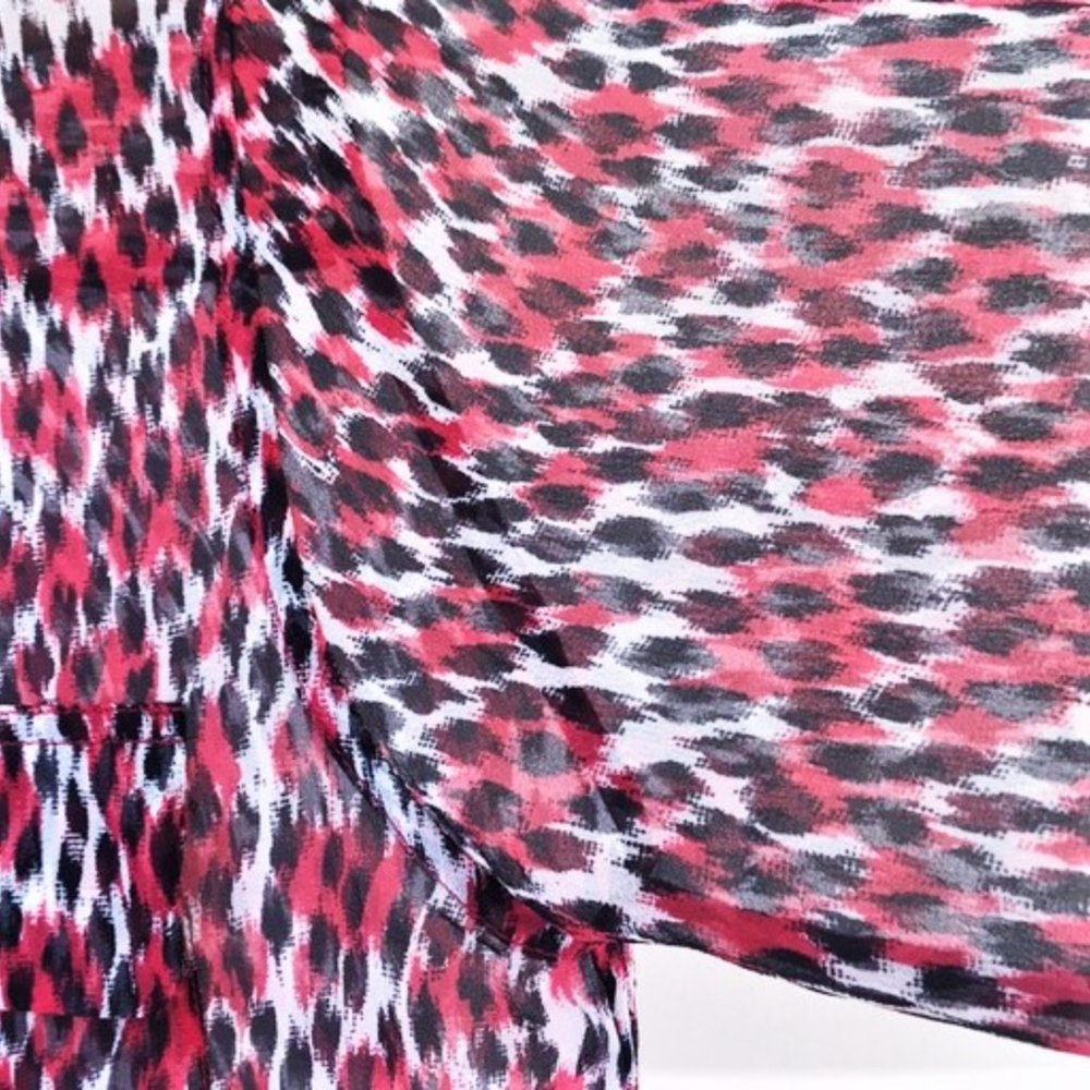 Equipment โข Slim Signature Leopard Print Silk Top - Picture 4 of 5